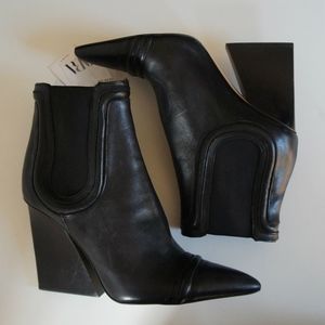 *TAKE A CHANCE* Leather Ankle Boots by Zara
